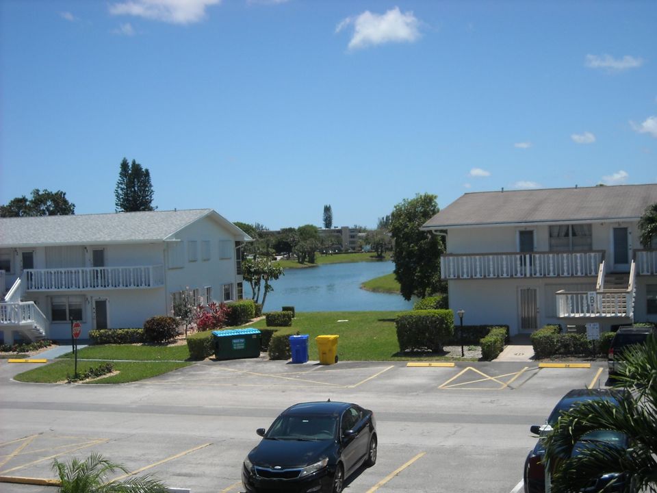 For Rent: $1,450 (2 beds, 1 baths, 798 Square Feet)