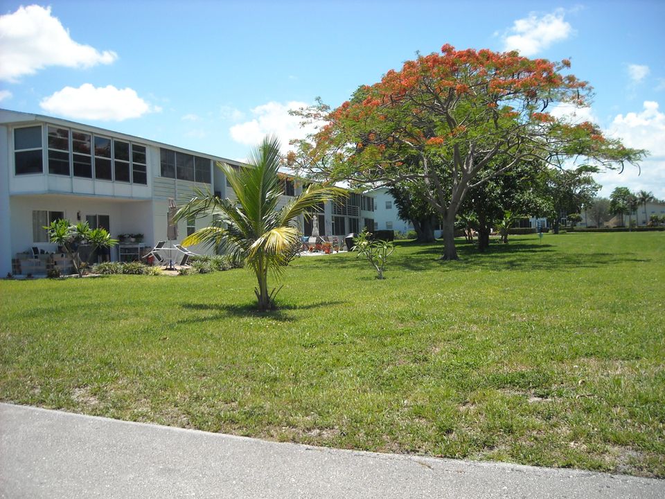 For Rent: $1,450 (2 beds, 1 baths, 798 Square Feet)