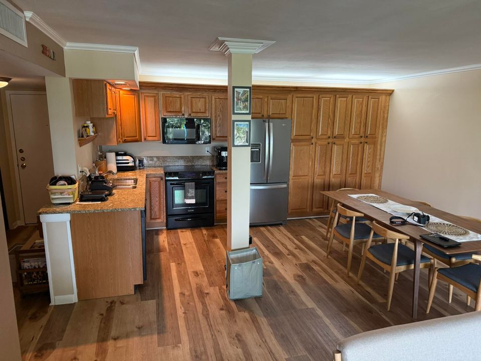 待售: $412,000 (2 贝兹, 2 浴室, 1250 平方英尺)