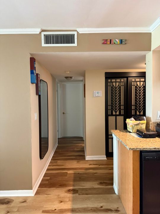 待售: $412,000 (2 贝兹, 2 浴室, 1250 平方英尺)