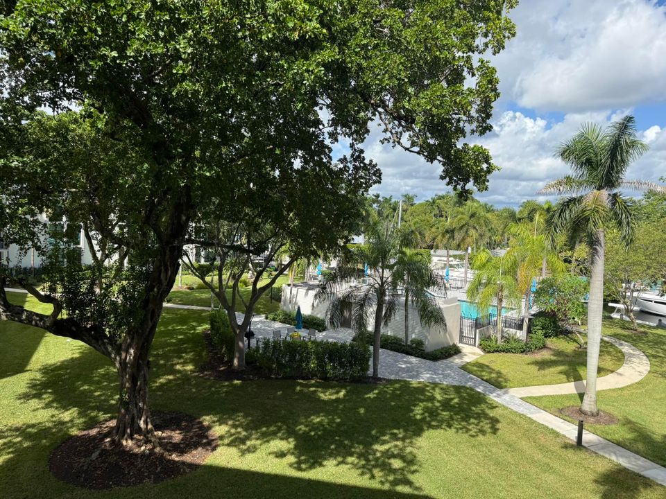 待售: $412,000 (2 贝兹, 2 浴室, 1250 平方英尺)