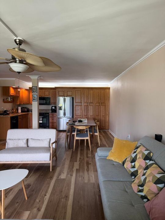 待售: $412,000 (2 贝兹, 2 浴室, 1250 平方英尺)