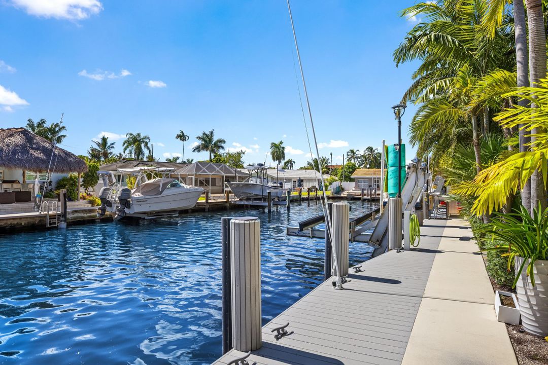 For Sale: $2,800,000 (3 beds, 2 baths, 2059 Square Feet)