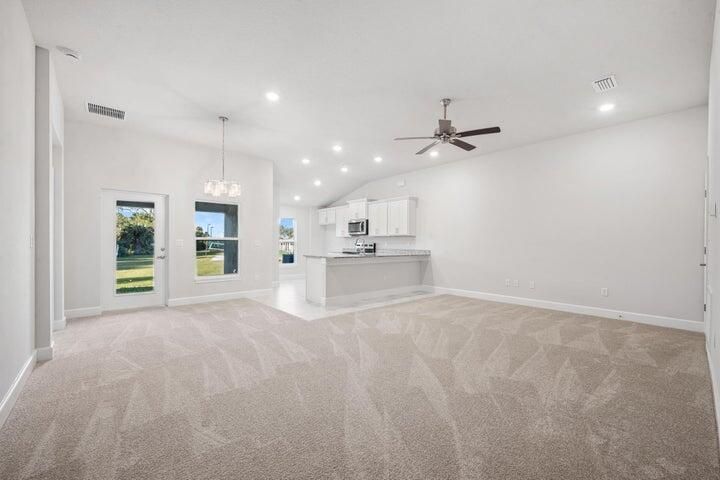 待售: $296,300 (3 贝兹, 2 浴室, 1509 平方英尺)