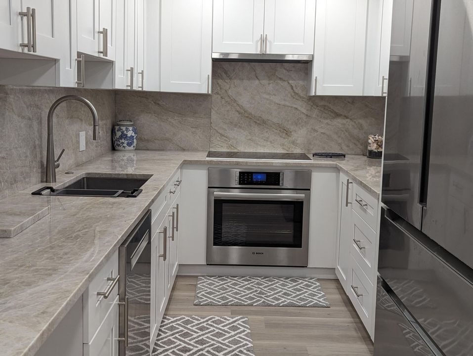 For Rent: $3,500 (1 beds, 1 baths, 724 Square Feet)