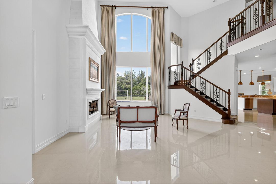 待售: $1,900,000 (5 贝兹, 7 浴室, 5537 平方英尺)