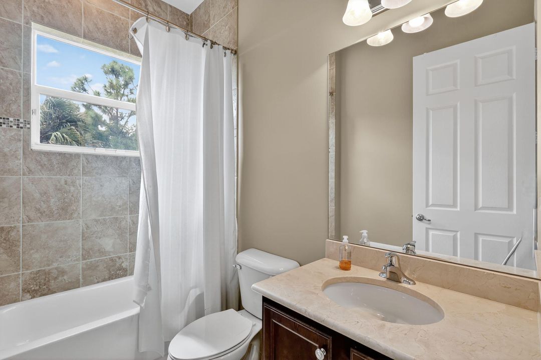 待售: $1,900,000 (5 贝兹, 7 浴室, 5537 平方英尺)