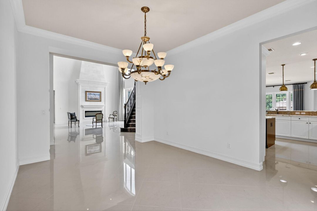 待售: $1,900,000 (5 贝兹, 7 浴室, 5537 平方英尺)