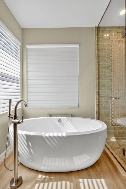 待售: $1,900,000 (5 贝兹, 7 浴室, 5537 平方英尺)