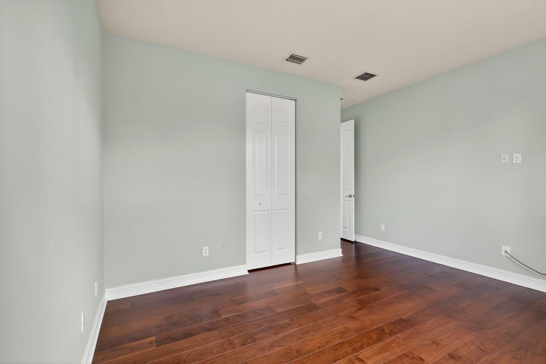 待售: $1,900,000 (5 贝兹, 7 浴室, 5537 平方英尺)