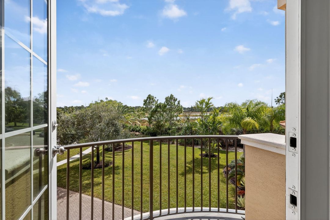 待售: $1,900,000 (5 贝兹, 7 浴室, 5537 平方英尺)