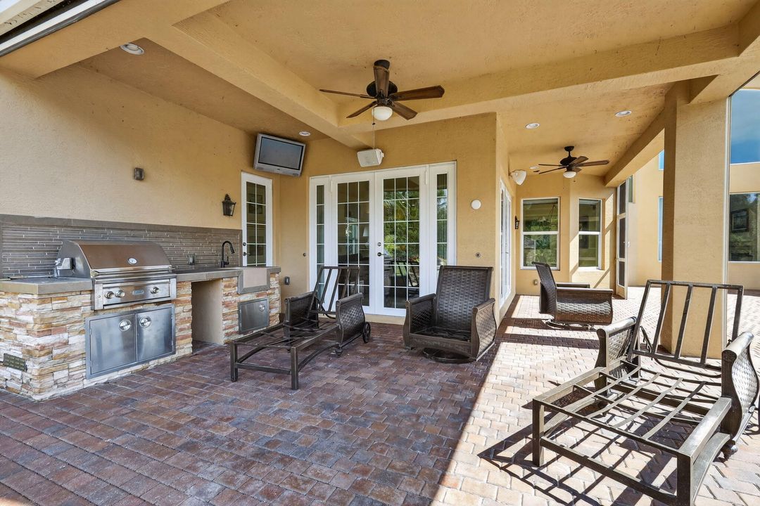 待售: $1,900,000 (5 贝兹, 7 浴室, 5537 平方英尺)