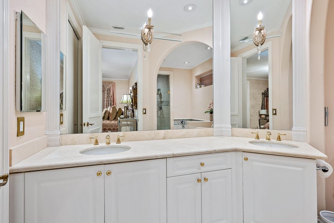 待售: $2,900,000 (5 贝兹, 7 浴室, 6946 平方英尺)