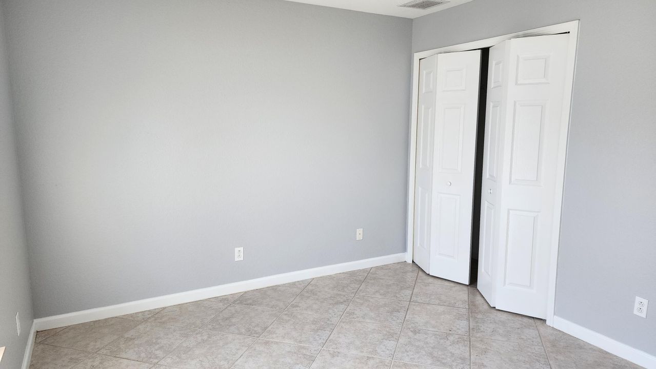 For Rent: $2,700 (4 beds, 3 baths, 2221 Square Feet)