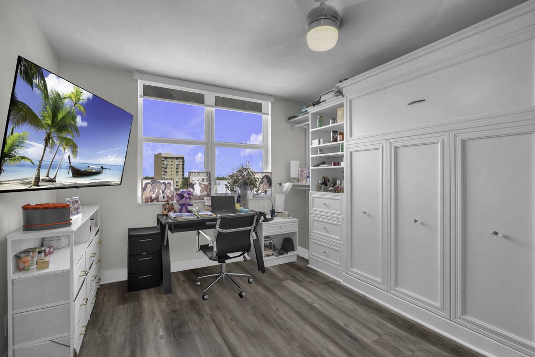 For Sale: $552,700 (2 beds, 2 baths, 1000 Square Feet)