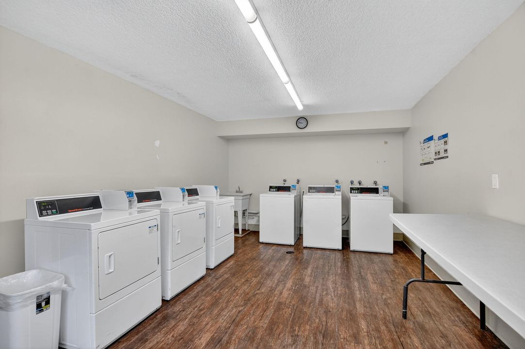 For Rent: $5,500 (2 beds, 2 baths, 1130 Square Feet)