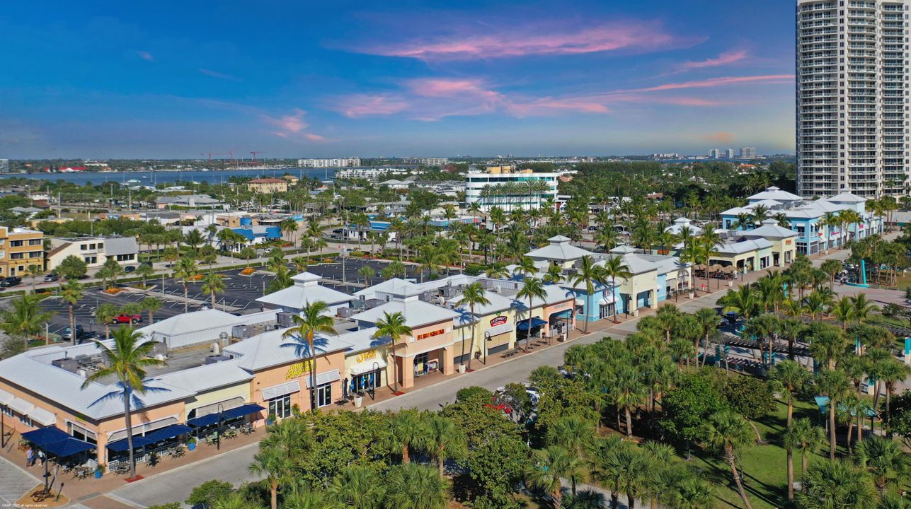 出租: $12,500 (2 贝兹, 2 浴室, 1143 平方英尺)