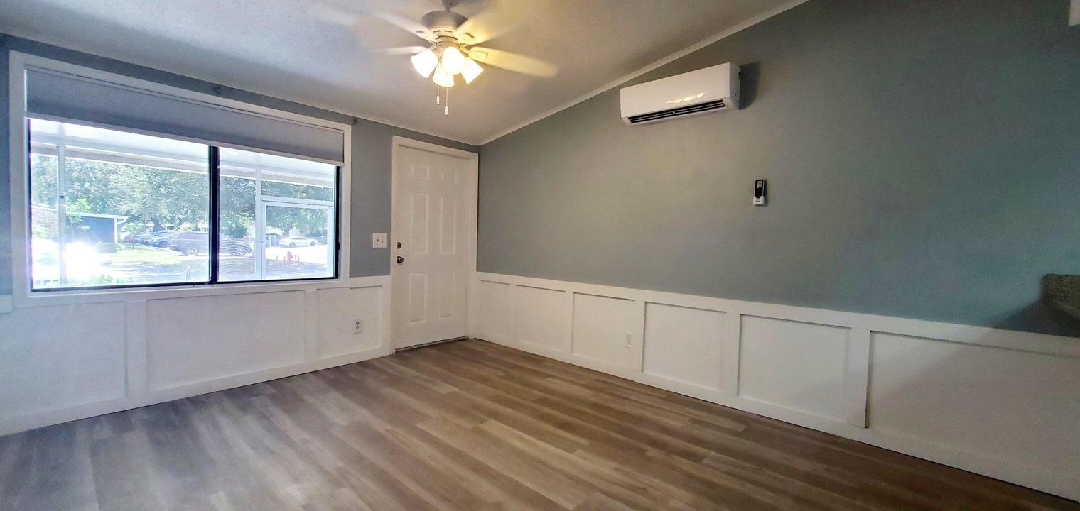 待售: $139,000 (1 贝兹, 1 浴室, 550 平方英尺)