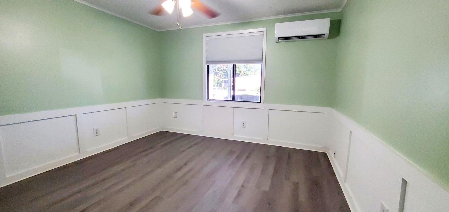 待售: $139,000 (1 贝兹, 1 浴室, 550 平方英尺)