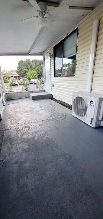 待售: $139,000 (1 贝兹, 1 浴室, 550 平方英尺)