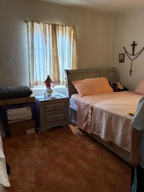 合同活跃: $728,000 (0 贝兹, 0 浴室, 1690 平方英尺)