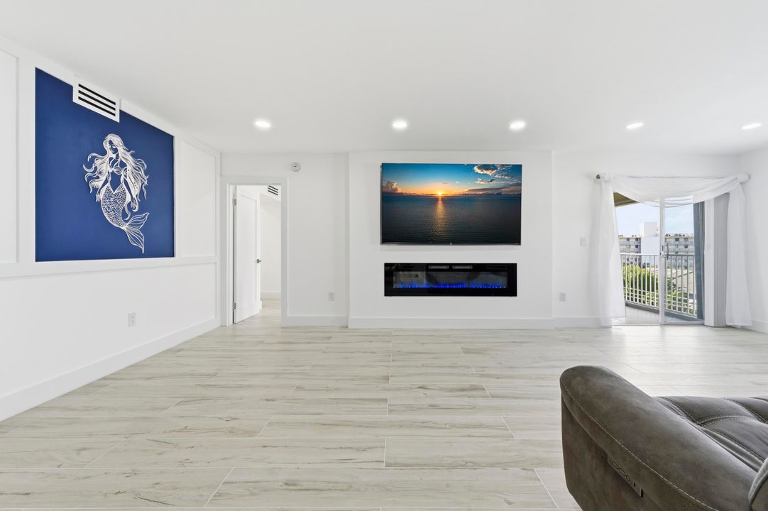 出租: $6,700 (2 贝兹, 2 浴室, 1176 平方英尺)