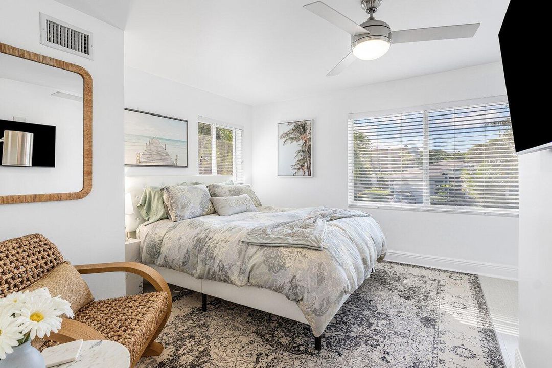 For Sale: $899,900 (3 beds, 2 baths, 2118 Square Feet)