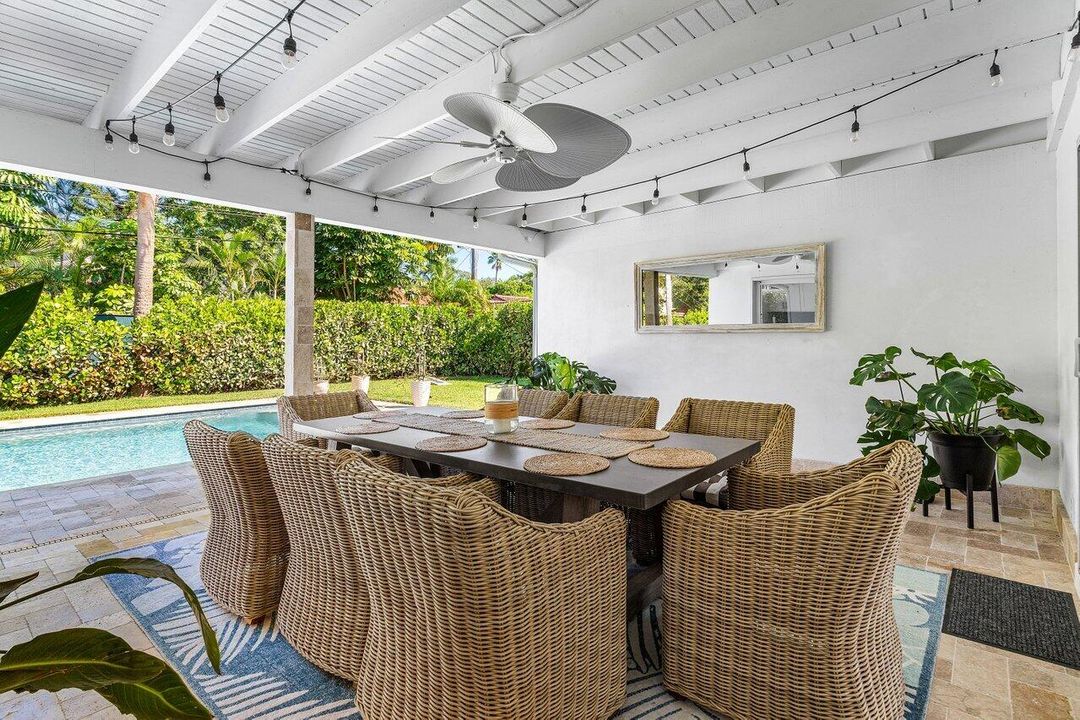 For Sale: $899,900 (3 beds, 2 baths, 2118 Square Feet)