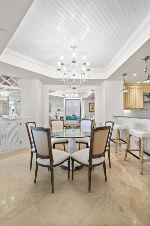 For Sale: $2,495,000 (3 beds, 3 baths, 2818 Square Feet)