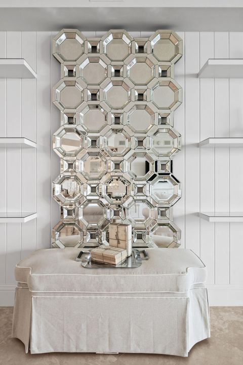 For Sale: $2,495,000 (3 beds, 3 baths, 2818 Square Feet)