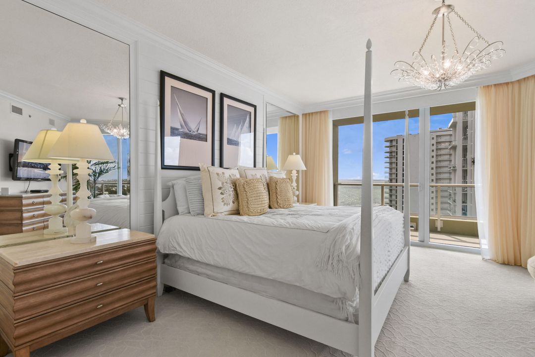 For Sale: $2,495,000 (3 beds, 3 baths, 2818 Square Feet)