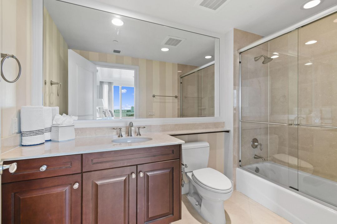 For Sale: $2,495,000 (3 beds, 3 baths, 2818 Square Feet)