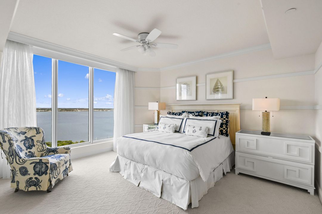 For Sale: $2,495,000 (3 beds, 3 baths, 2818 Square Feet)