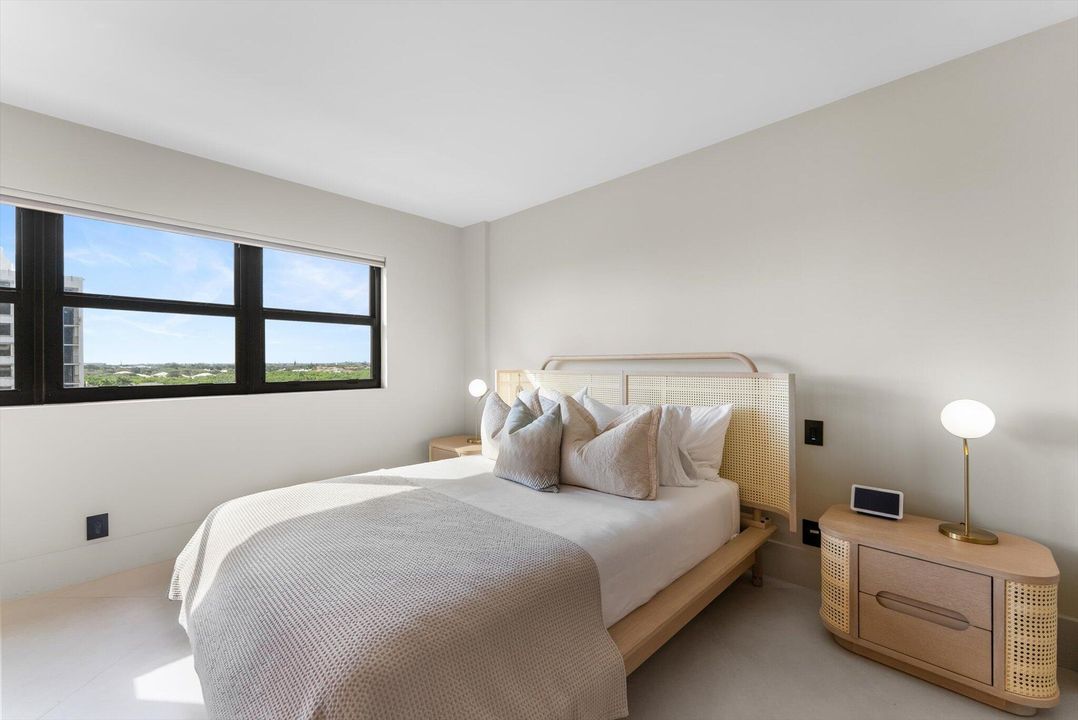 待售: $3,600,000 (3 贝兹, 3 浴室, 2600 平方英尺)