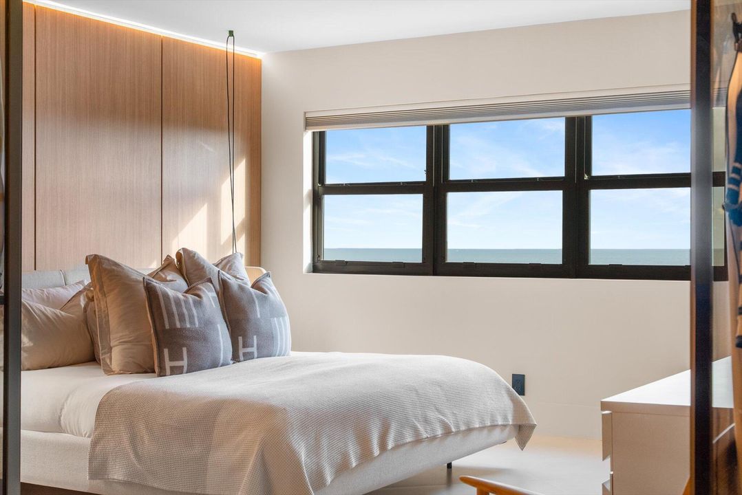 待售: $3,600,000 (3 贝兹, 3 浴室, 2600 平方英尺)