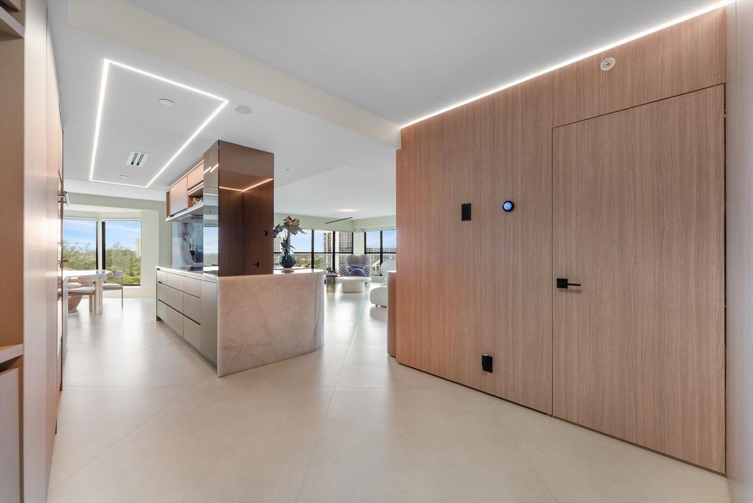 待售: $3,600,000 (3 贝兹, 3 浴室, 2600 平方英尺)