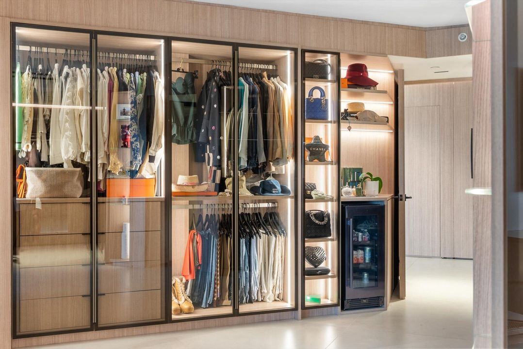 待售: $3,600,000 (3 贝兹, 3 浴室, 2600 平方英尺)