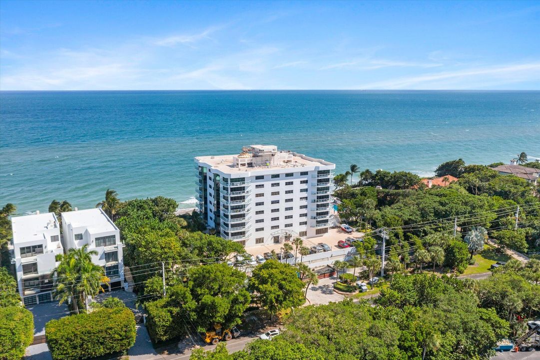 待售: $3,600,000 (3 贝兹, 3 浴室, 2600 平方英尺)