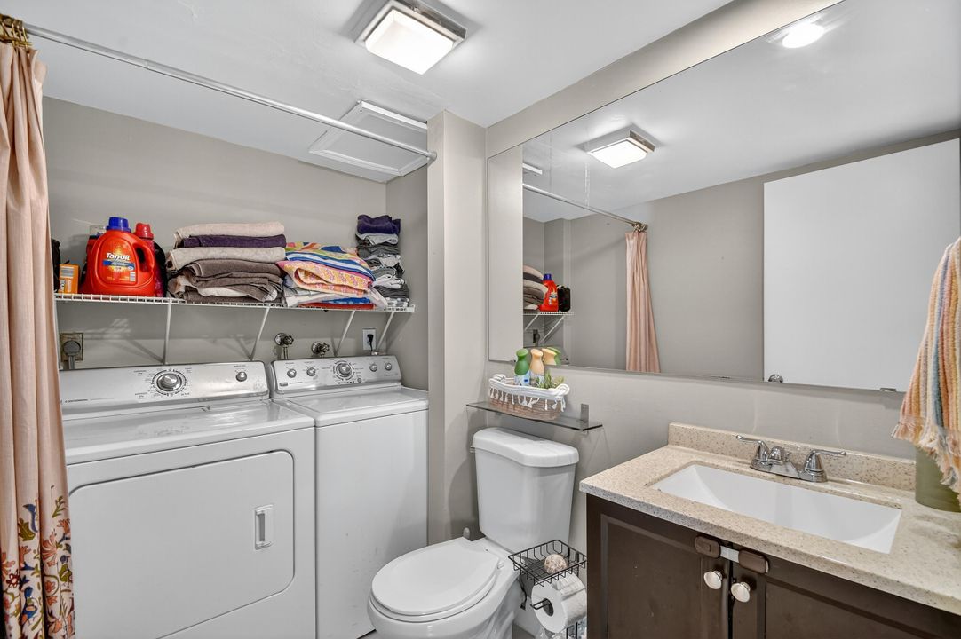 For Sale: $344,900 (2 beds, 2 baths, 1288 Square Feet)