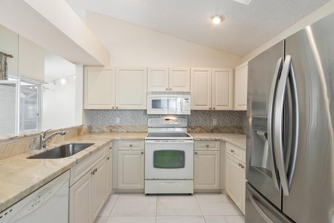 For Sale: $610,000 (3 beds, 2 baths, 1492 Square Feet)