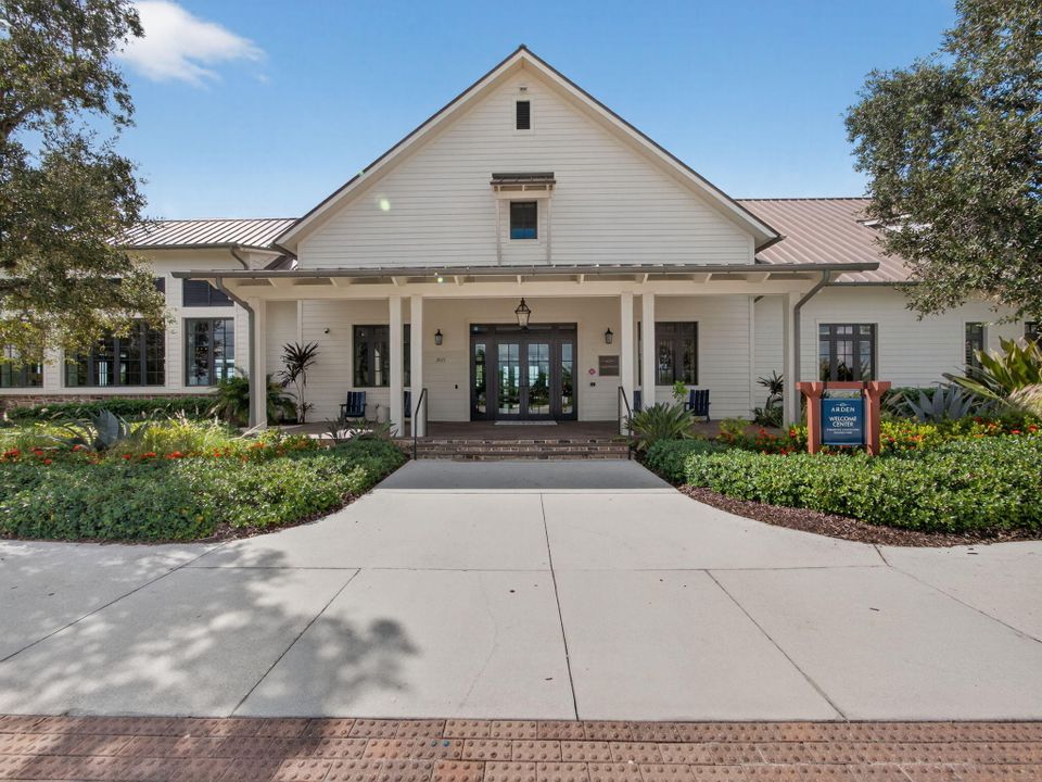 En Venta: $895,000 (5 camas, 4 baños, 3361 Pies cuadrados)