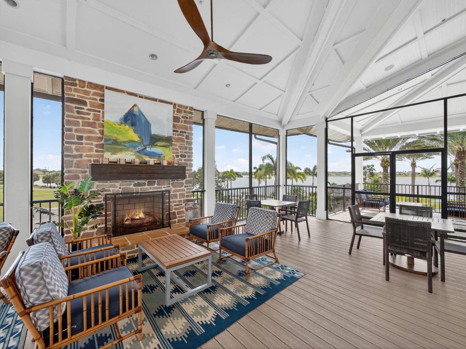 En Venta: $895,000 (5 camas, 4 baños, 3361 Pies cuadrados)