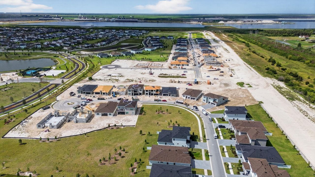 En Venta: $895,000 (5 camas, 4 baños, 3361 Pies cuadrados)