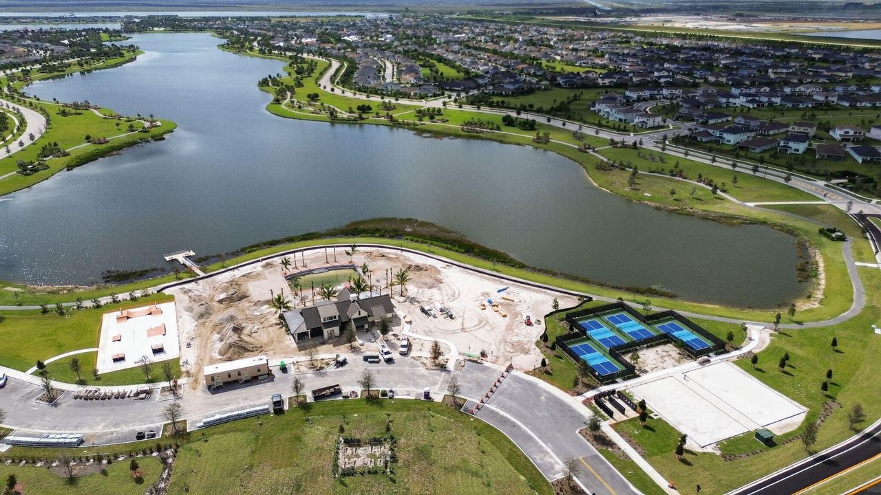 En Venta: $895,000 (5 camas, 4 baños, 3361 Pies cuadrados)