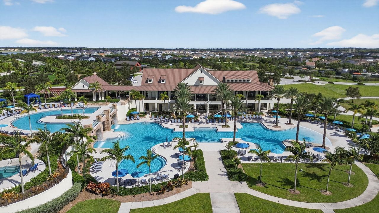 En Venta: $895,000 (5 camas, 4 baños, 3361 Pies cuadrados)