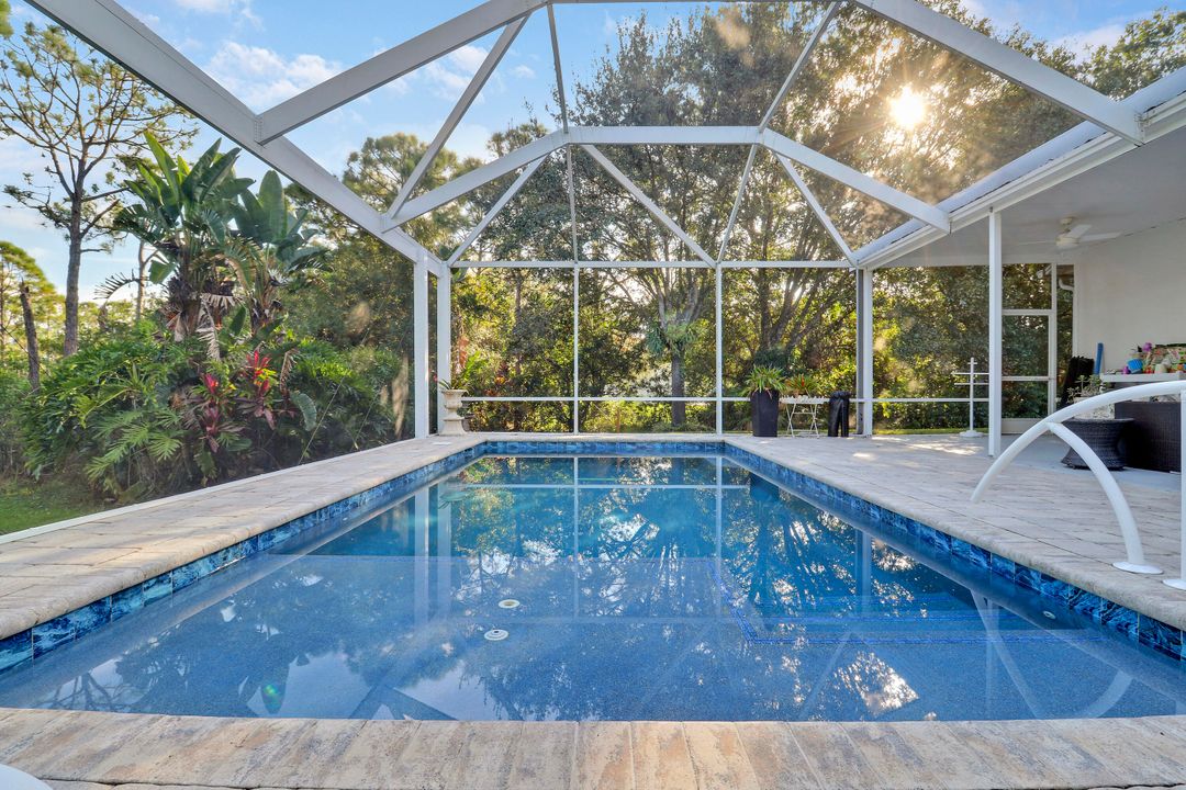 For Sale: $835,000 (3 beds, 2 baths, 2066 Square Feet)