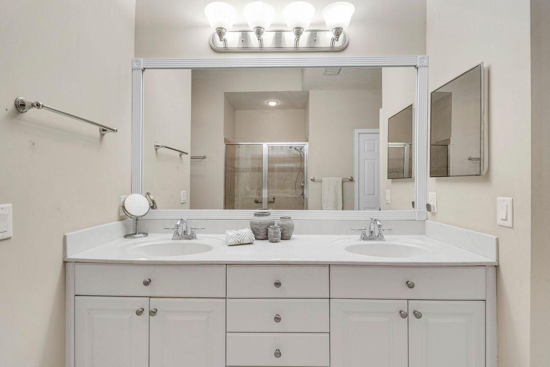 For Sale: $835,000 (3 beds, 2 baths, 2066 Square Feet)