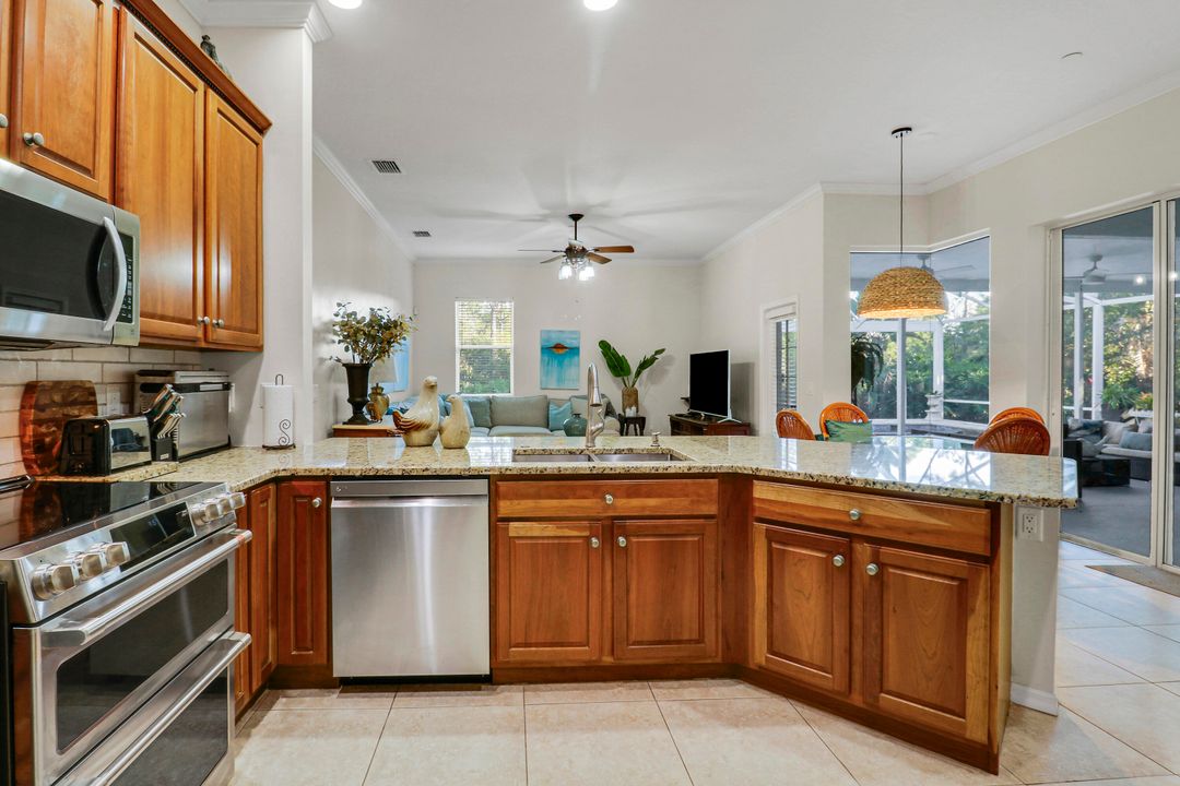 For Sale: $835,000 (3 beds, 2 baths, 2066 Square Feet)