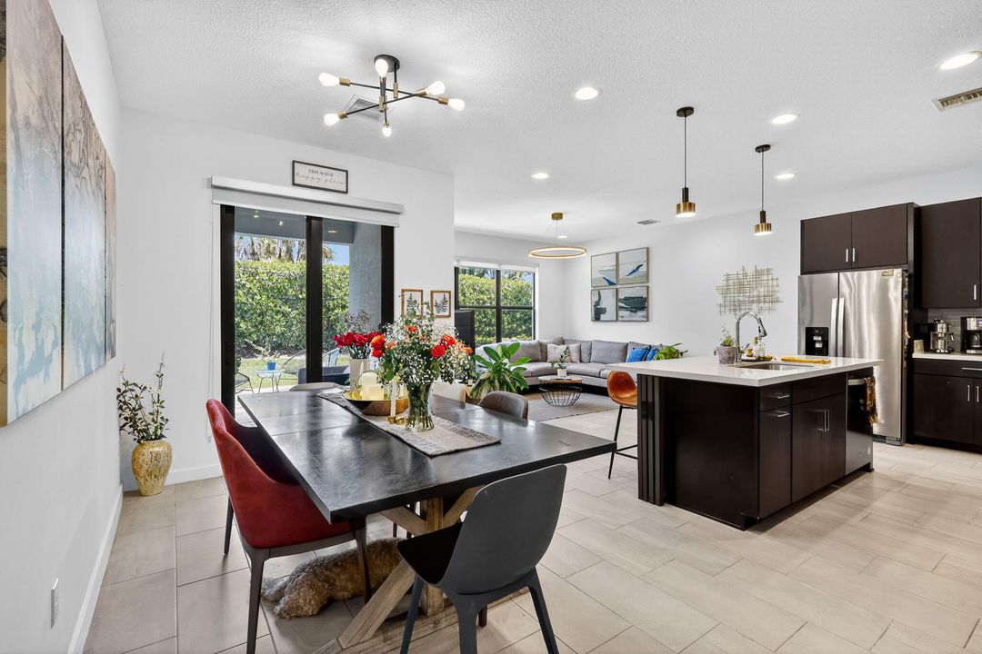 For Sale: $539,900 (3 beds, 2 baths, 1777 Square Feet)