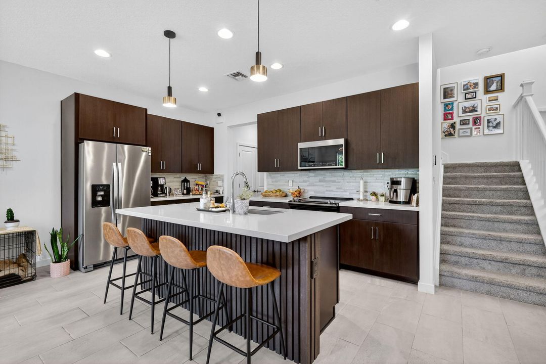 For Sale: $539,900 (3 beds, 2 baths, 1777 Square Feet)